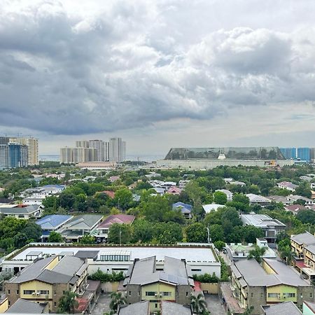 L Condotel Paranaque City Exteriör bild