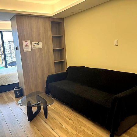 L Condotel Paranaque City Exteriör bild