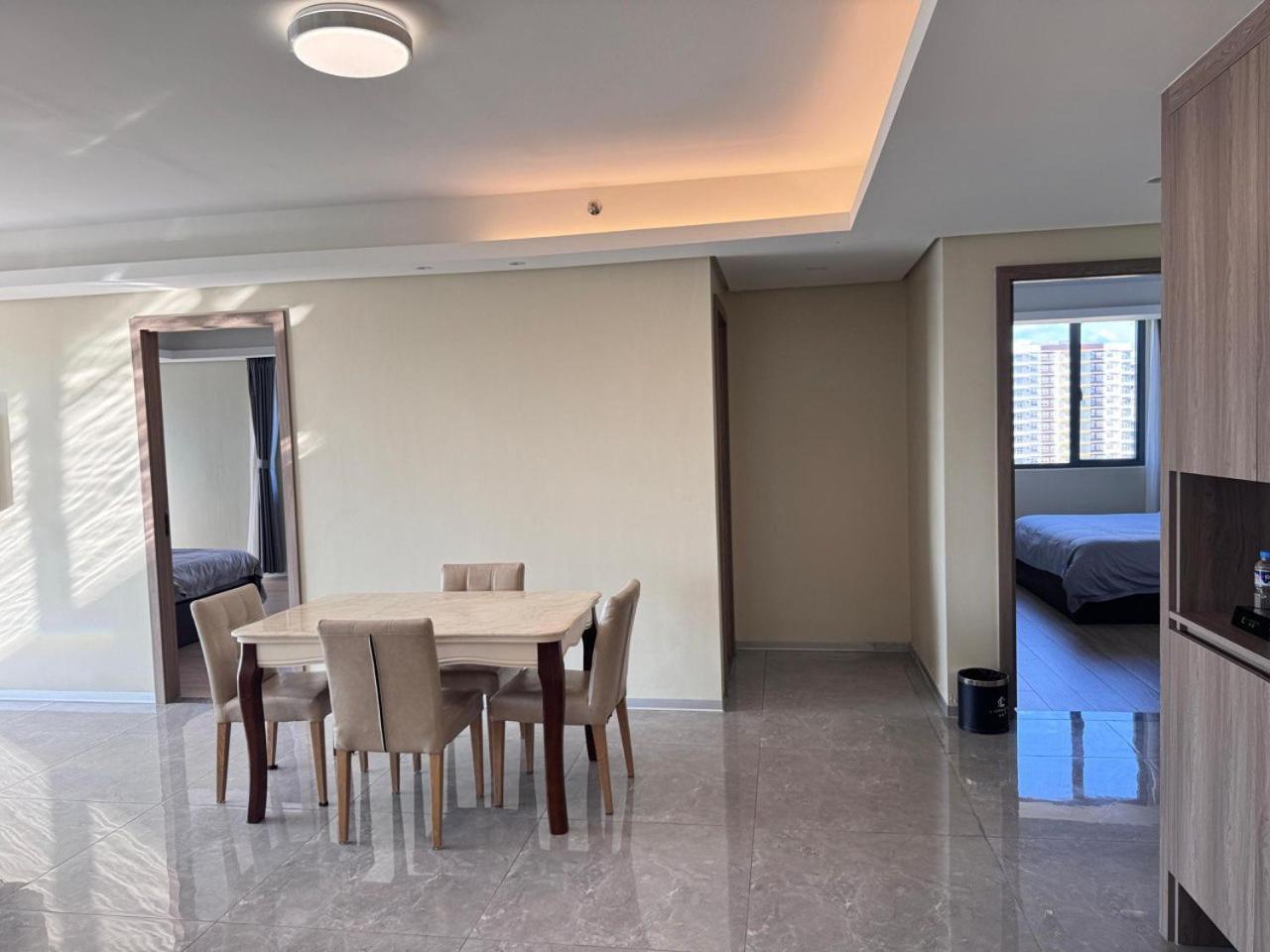 L Condotel Paranaque City Rum bild