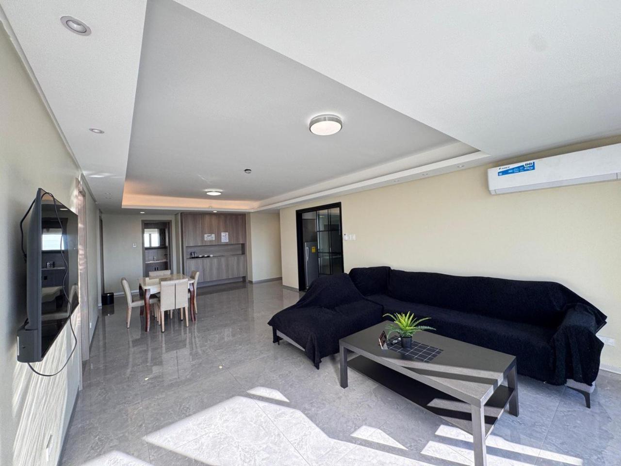 L Condotel Paranaque City Rum bild